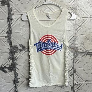 Vintage 90s tune squad Lola tank